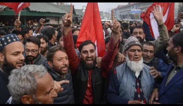 नेशनल कॉन्फ्रेंस ने तीन, बीजेपी ने एक सीट जीती