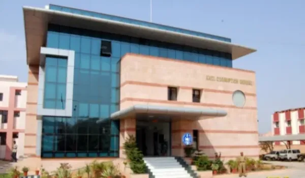 पत्नी को 'फर्जी एम्प्लाई' बनाकर वेतन के डकारे ₹37 लाख