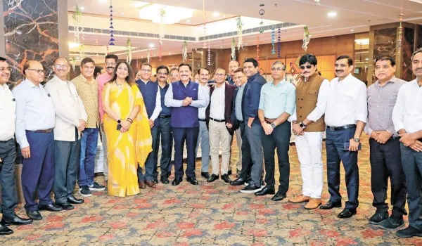 RAS से IAS बने अधिकारियों का किया सम्मान