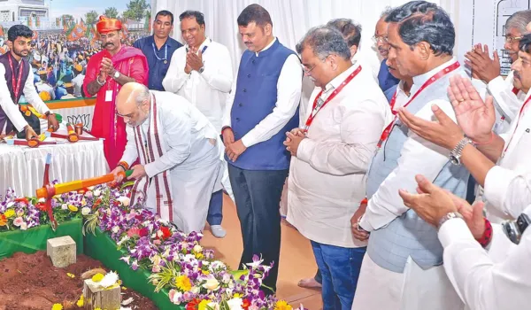 BJP को महाराष्ट्र में 'बैसाखियों' की जरूरत नहीं: अमित शाह