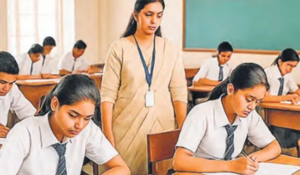 सभी स्कूलों में एक साथ होंगे हाफ इयरली एग्जाम