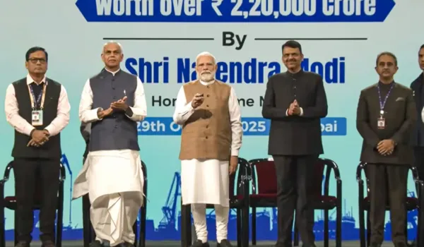 वैश्विक उथल-पुथल के बीच भारत 'स्थिर प्रकाश स्तंभ'