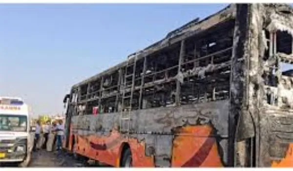 लापरवाह अधिकारी अधूरी बसों का कर रहे रजिस्ट्रेशन