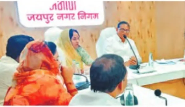'फील्ड में उतरो... जनता को मत कटवाओ चक्कर'