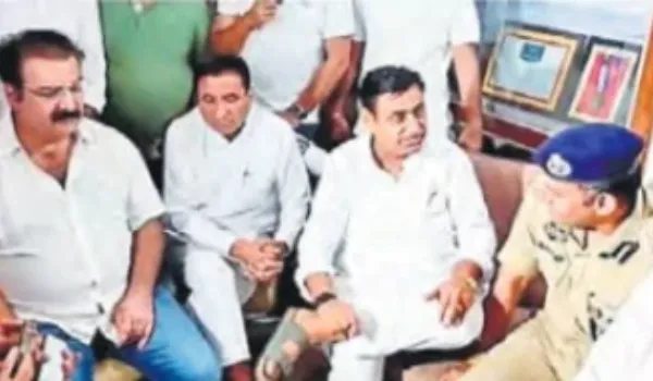 पुलिस-कांग्रेस में ठनी, दो दौर की वार्ता विफल