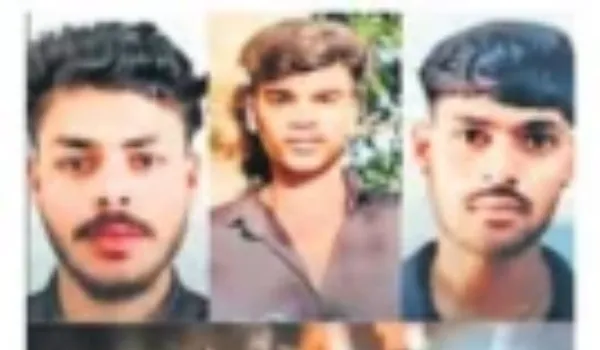 दो बाइक की भिड़ंत के बाद लगी आग, तीन युवकों की मौत