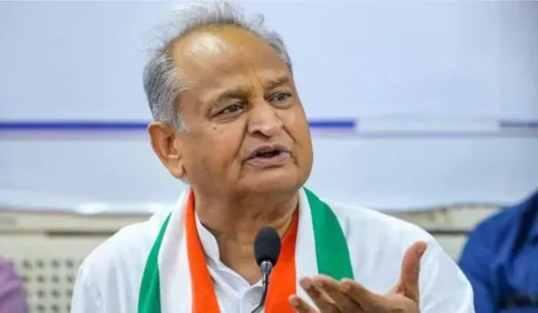 जीरो एफआईआर दर्ज कर निभाएं राजधर्म: गहलोत