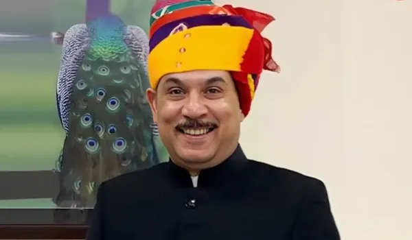 बड़ा प्रशासनिक एक्शन... IAS शिखर अग्रवाल APO