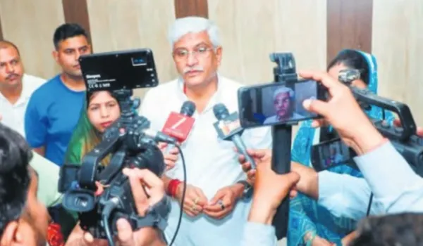 मां का अपमान देश नहीं करेगा बर्दाश्तः शेखावत