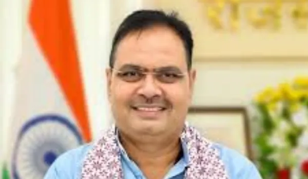 विपक्ष पर CM का कटाक्ष... सस्ती लोकप्रियता ज्यादा नहीं चलती