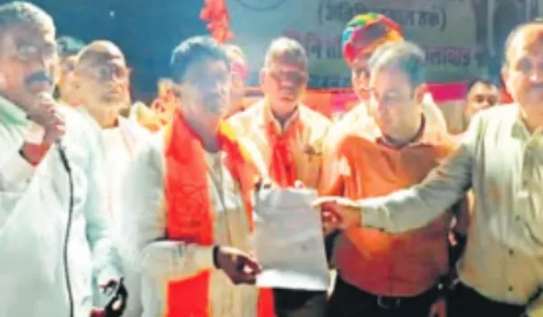 आश्वासन के बाद किसानों का महापड़ाव समाप्त