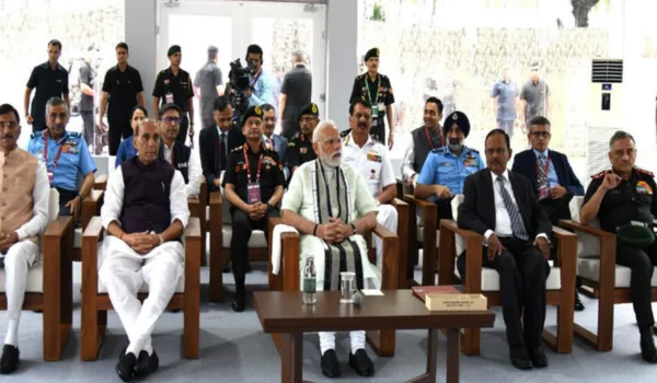 आत्मनिर्भरता के लिए तेजी से लागू करें ठोस उपाय: मोदी