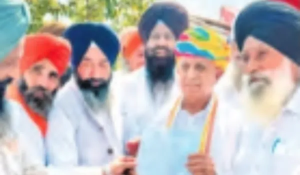 किसानों से सीधा संवाद, मदद करने का भरोसा दिया