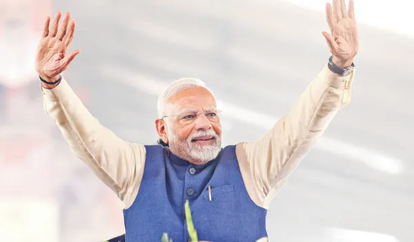 75 साल के मोदी... स्वास्थ्य, सेवा और विकास की नई शुरुआत