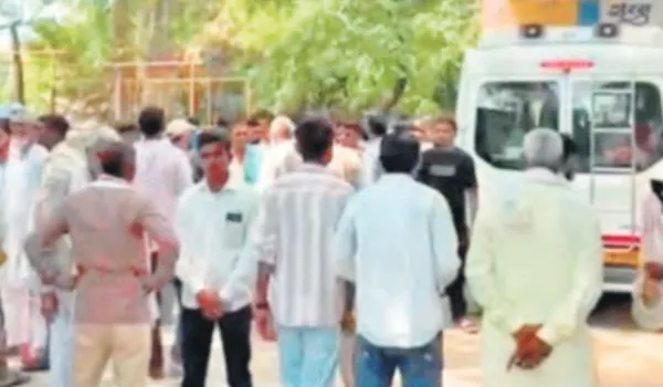 दो मिनट देर से पहुंचे उम्मीदवार, नहीं कर पाए नामांकन