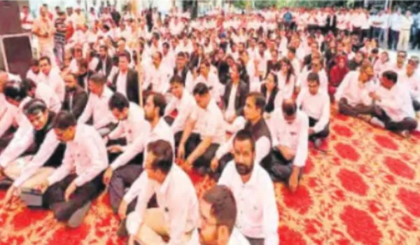 वकीलों ने जुलूस निकाला, सांसद व विधायकों पर जड़े अनदेखी के आरोप