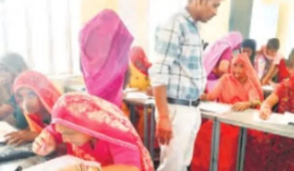 जयपुर में मनरेगा श्रमिक 'अंगूठे को दिखा रहे अंगूठा'