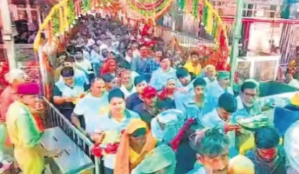 कैलादेवी में घट स्थापना के साथ मेला शुरू, उमड़े श्रद्धालु