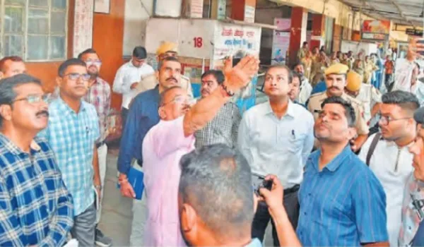 देवनानी ने परिवहन विभाग के अधिकारियों को लगाई फटकार