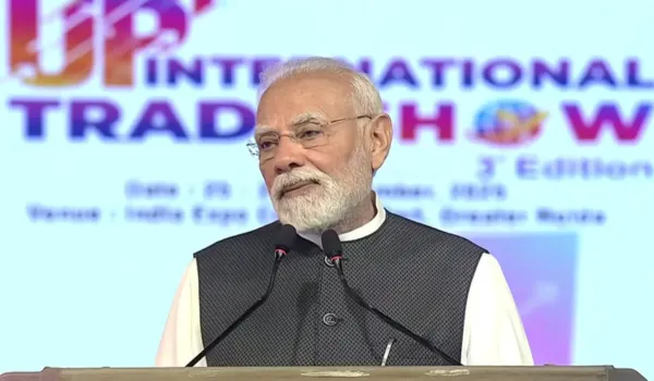 टैक्स में राहत रोककर जनता को लूट रही हैं कांग्रेस सरकारें: मोदी