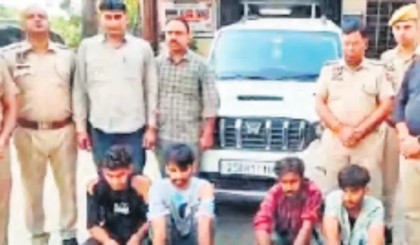 मुरलीपुरा में सस्ती कार बेचने के बहाने 5 लाख की लूट