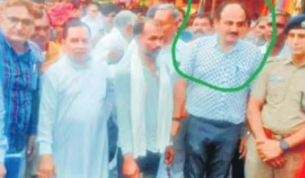 झालावाड़ कलेक्टर की नासमझी: खुद के लिए जी का जंजाल, सरकार के लिए भी परेशानी का विषय