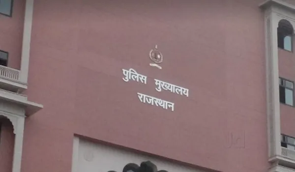 सोशल मीडिया पर वर्दी की गरिमा बनाए रखें
