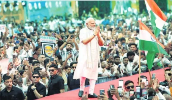 'झूठ की गूंज' से मत होना गुमराहः मोदी