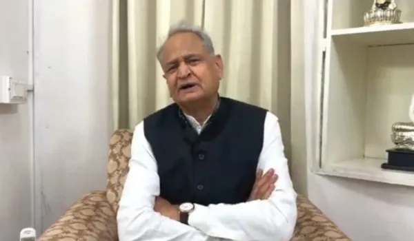 राज्य सरकार पानी, चारे और रोजगार की अभी से करे व्यवस्था: गहलोत