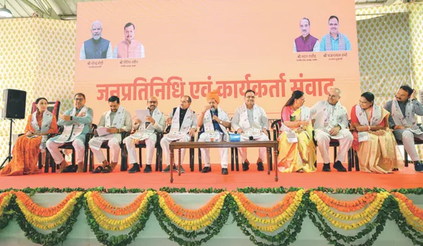 नवीन ने बूथ से पंचायत तक गणित समझने का दिया मंत्र
